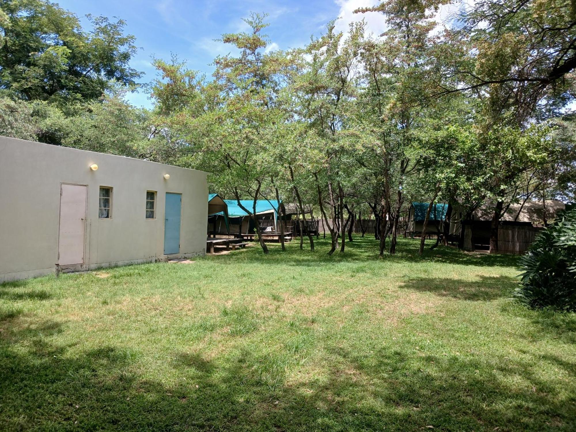 Camp Hogo Kavango 龙杜 外观 照片